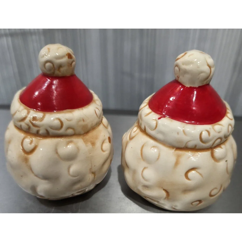 Santa Bearded Holiday Festive Salt And‎ Pepper Shaker Set
